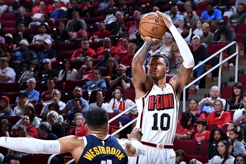 助攻, 罚球命中率, 到伤病的影 助攻, 罚球命中率, 到伤病的影